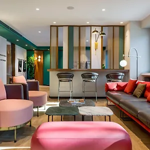 Hotel Canada, Milán